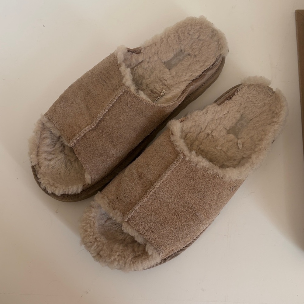 Ugg Slides - image 3